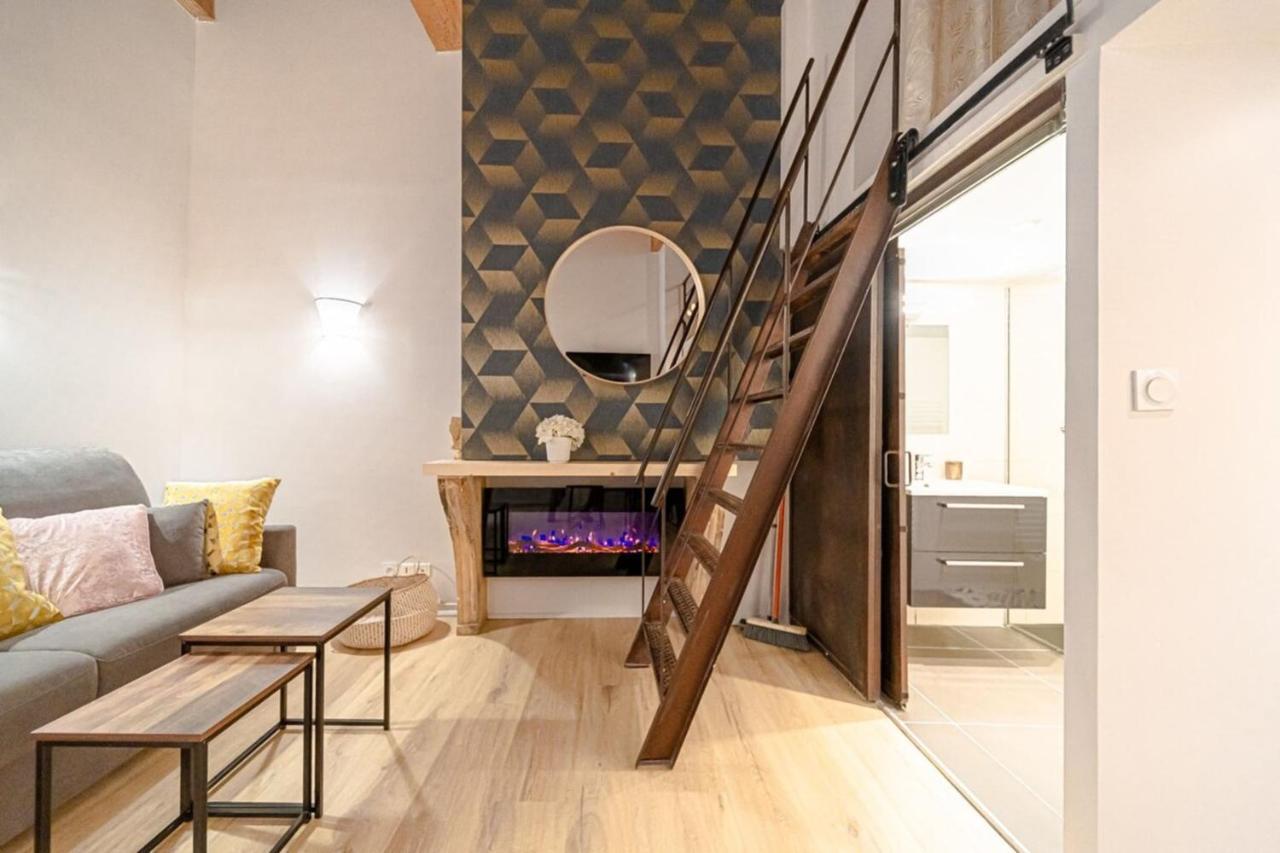 Le Petit Platiere - Renovated Apartment - Terreaux Lyon Exterior foto
